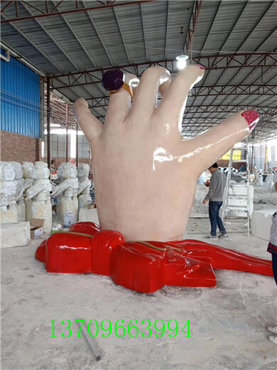 廣州玻璃鋼雕塑哪家有、名圖玻璃鋼雕塑制作廠家